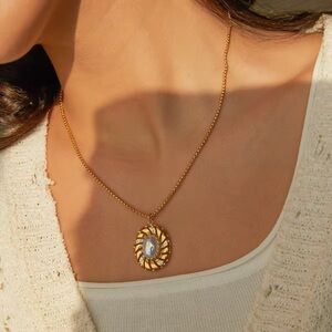 18K Gold Plated Oval Pendant Necklace